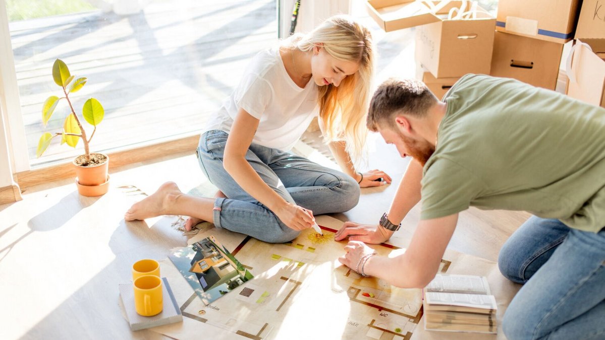 menschen-gemischt-Paar-grundrisse-zeichnen-malen-02